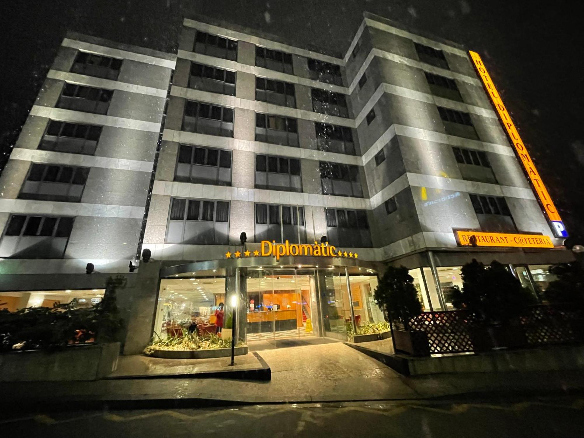 ซีนิท ดิโพลเมติก Hotel อันดอร์รา ลา เวลลา ภายนอก รูปภาพ